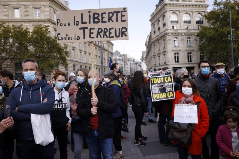 Laïcité Prancis: Mengapa Seluruh Dunia Berjuang Untuk Memahaminya