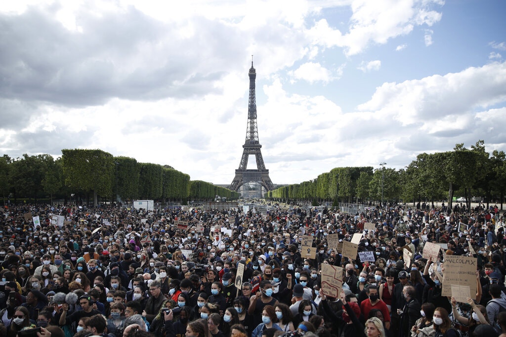 Mengapa Politisi Prancis Tidak Bisa Berhenti Berbicara Tentang Kejahatan
