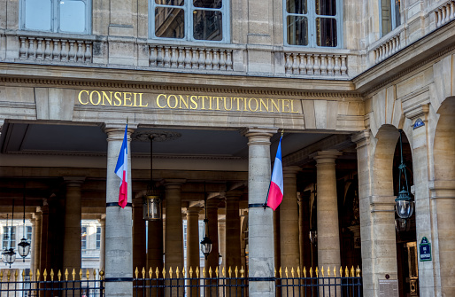 Prinsip Konsitusionalitas dan Keadilan di Prancis